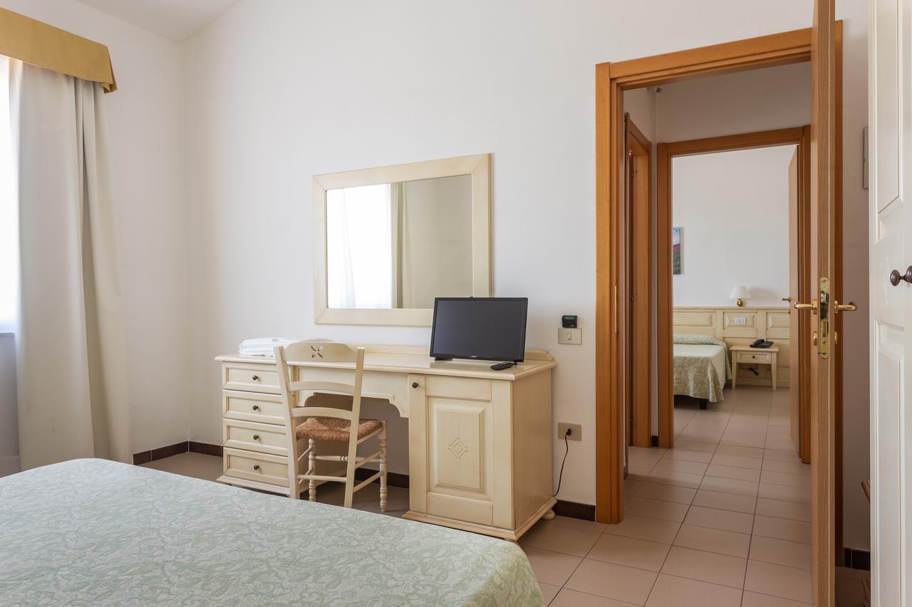 Rodia Inn 奥里斯塔诺 外观 照片