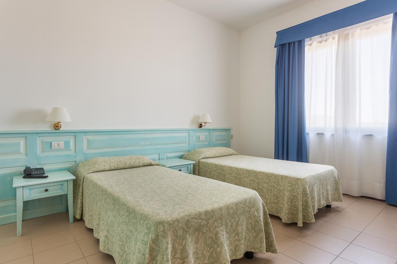 Rodia Inn 奥里斯塔诺 外观 照片