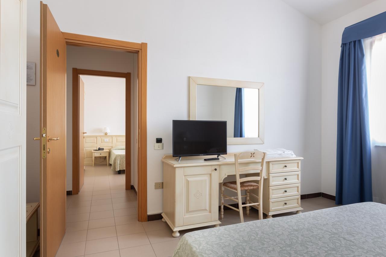 Rodia Inn 奥里斯塔诺 外观 照片